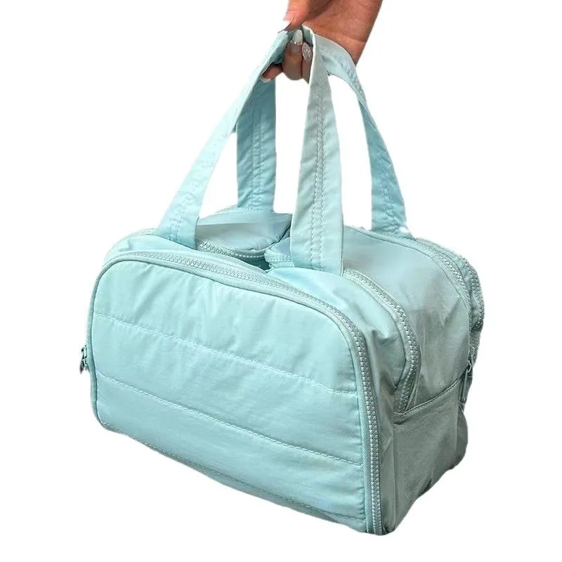 2025 New Arrival Women's Fashionable Simple Cosmetic Bag Portable Lightweight Large Capacity Polyester Storage Partition Travel