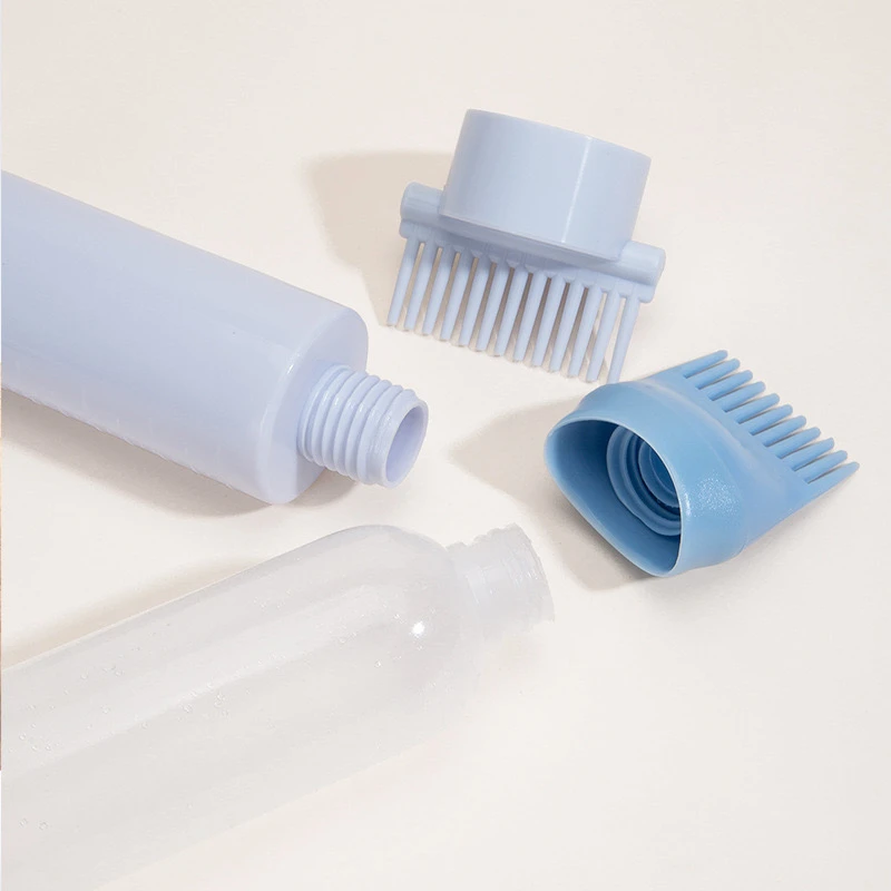 Custom 200ml 300ml 500ml PE Hair Oil Bottle With Comb Eco-friendly Plastic Salon Hair Baster With Comb