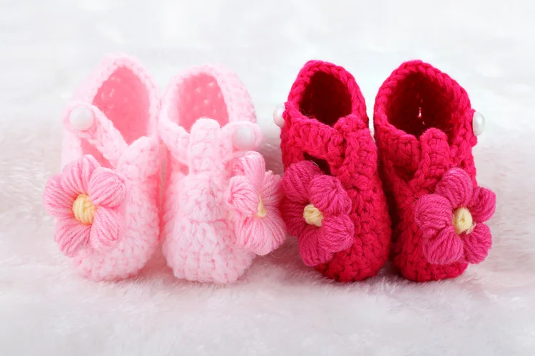 New design winter warm cute newborn baby crochet shoes