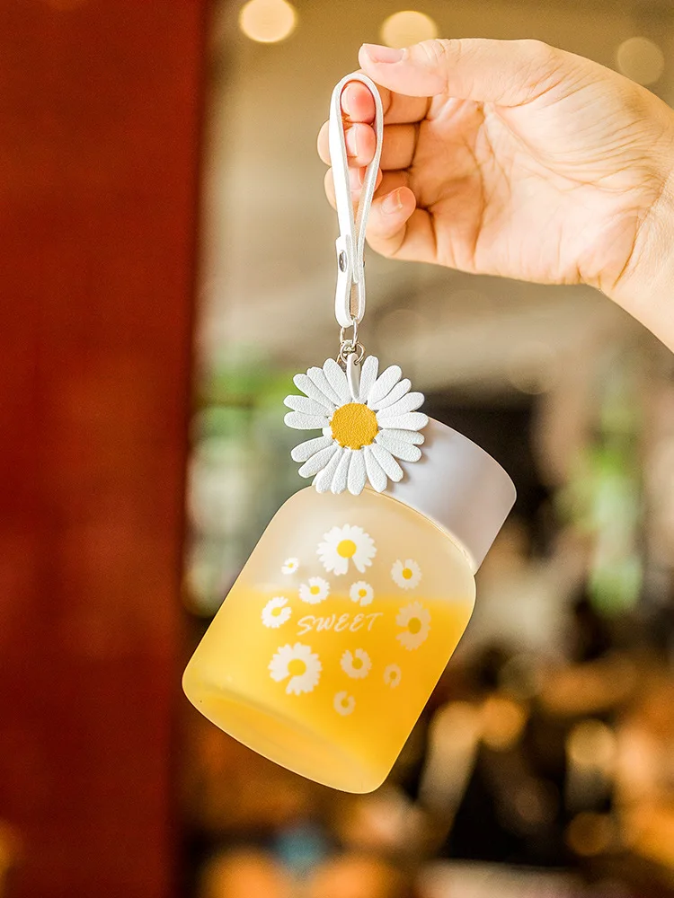350ml Heat Resistant Small Daisy Frosted High Borosilicate Glass Juice Water Bottles With Portable Rope Travel Tea Cup