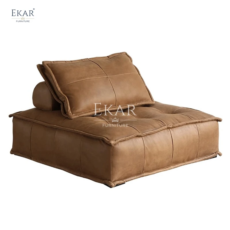 ดีไซน์ใหม่ Ekar โซฟาห้องนั่งเล่นที่ทันสมัยที่มีขาไม้แข็งและสปองความหนาแน่นสูง