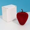 La caja para anillos de fresa no incluye anillos.