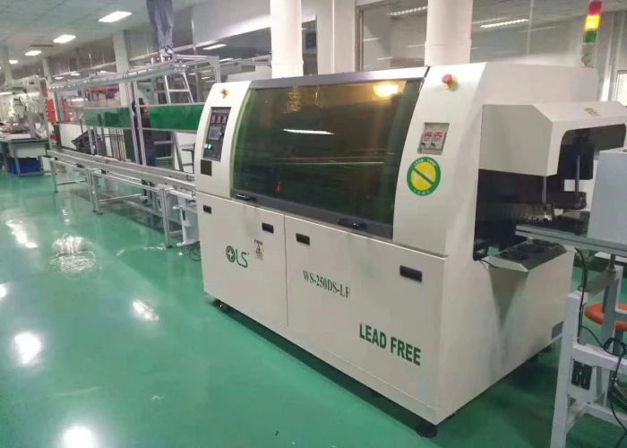 Small Wave Soldering Machine Economic Automatic DIP Soldering Machine Line LED Driver Home Appliances Toy Main Board Soldering