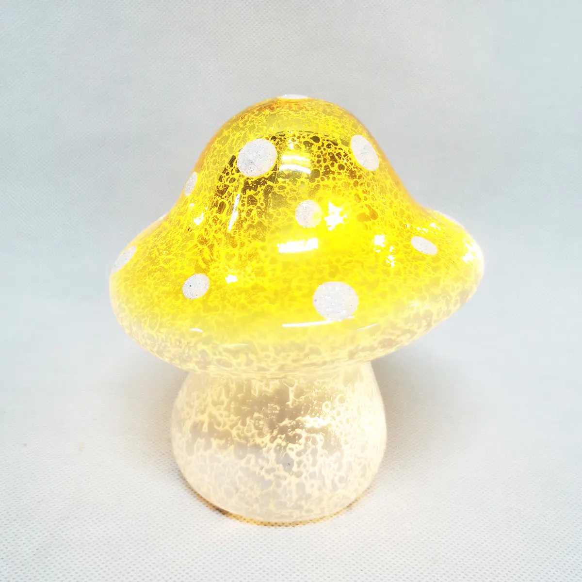 Wholesale custom easter day novelty mushroom decoration items products spring easter gifts crafts ornament set home decor 2023 supplier