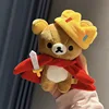 Spada con corona e mantello di Rilakkuma