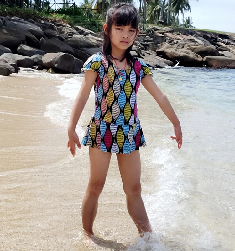 批发套装性感泳装彩色模特热绷带比基尼游泳