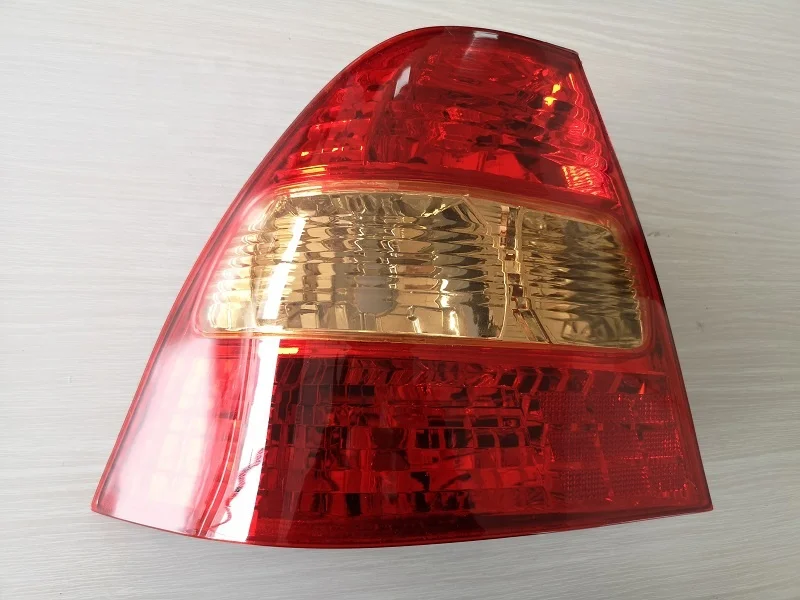Tail Lamp Car Accessories 81551-1E200 81561-1E160 for Corolla