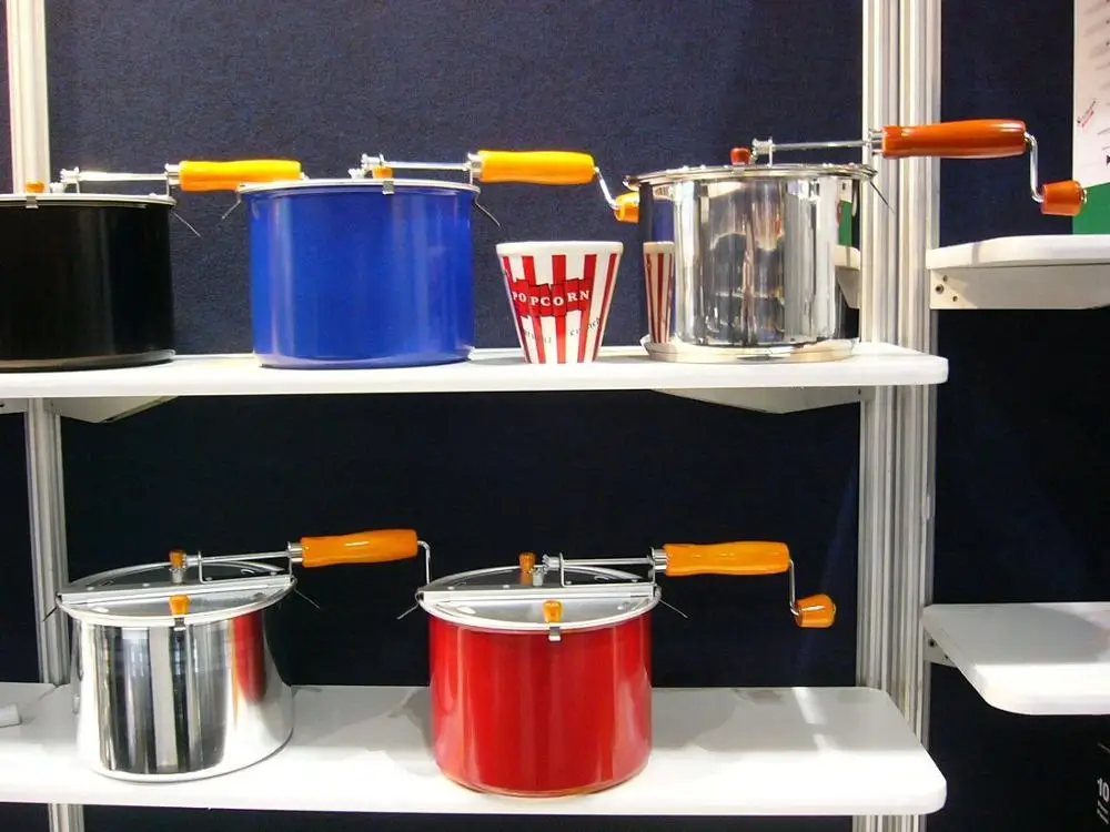 Stovetop Popcorn Maker Popcorn Popper Hand Stirring Crank Cooker Kettle Popcorn Popper Removable