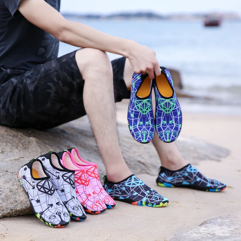 2021 New Arrivals Outdoor Sport Water Beach Swim Aqua Shoes Anti Slip Yoga Barefoot Walking On Water Skin Surfing Aqua Shoes