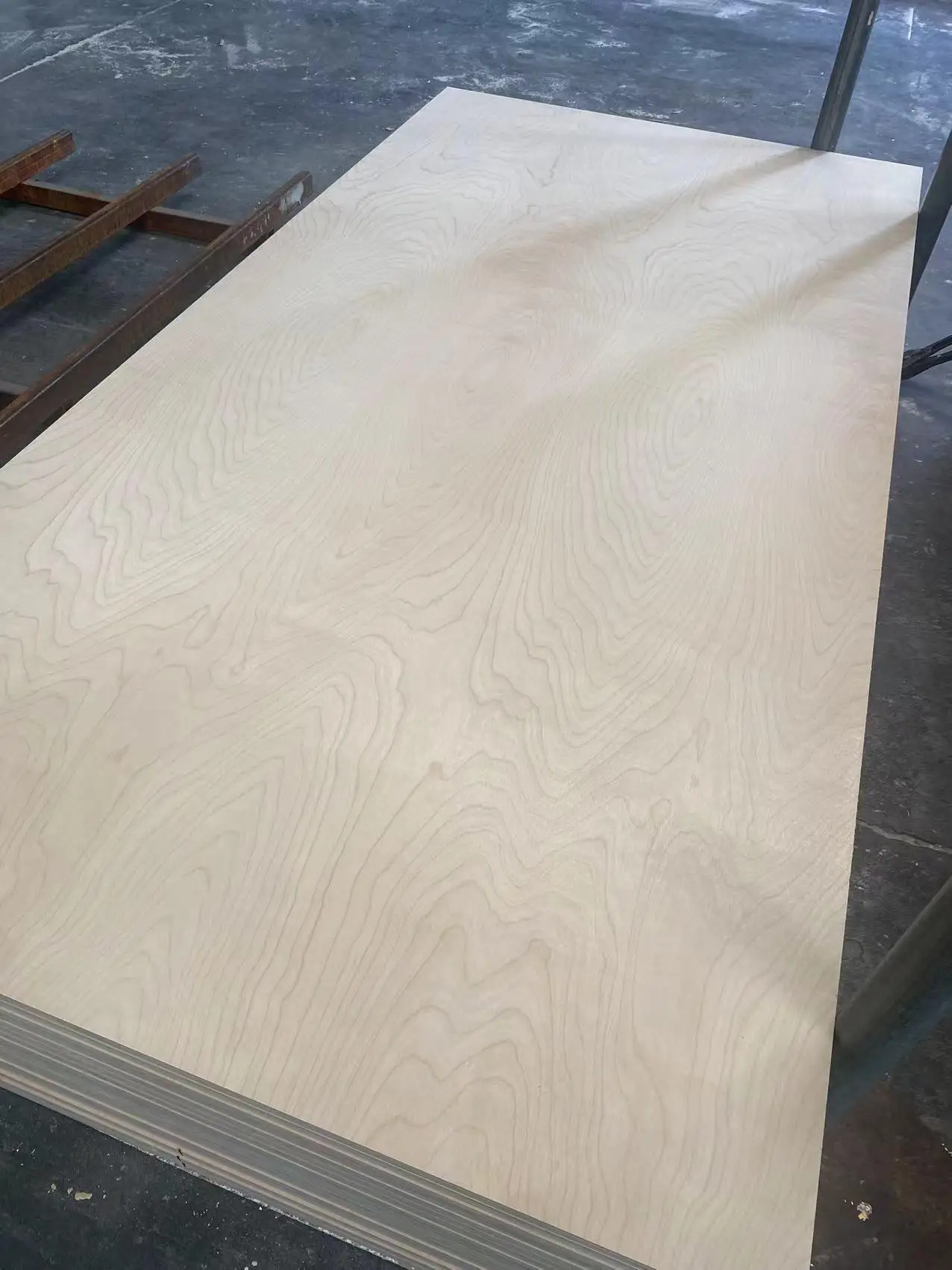 Wholesale 3mm 4mm 5mm 15mm 16mm 18mm Hardwood Commercial Plywood Birch