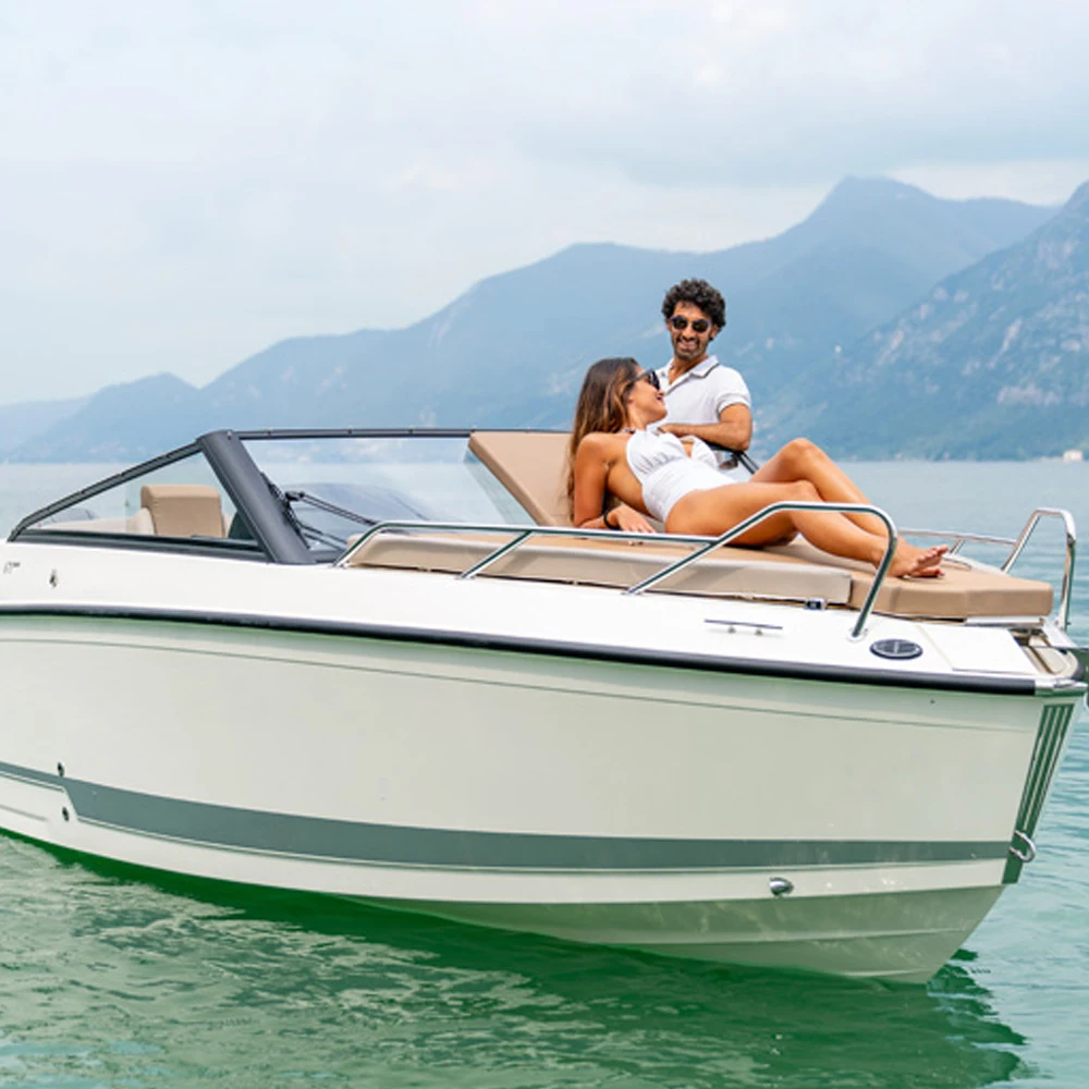 21FT Aluminum Bowrider Boat Luxury Sport Yacht with Living Room & Toilet