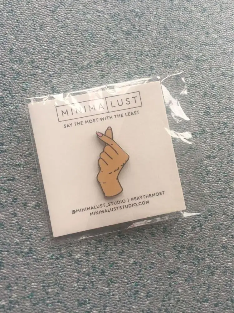 Custom 250g Uncoated Cardboard Enamel Lapel Pin Backing Card With