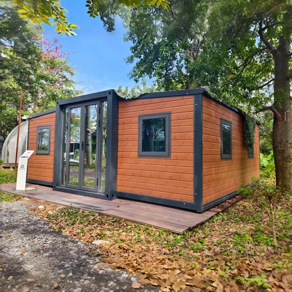 Folding Container House from China - Modular Expandable Two-Bedroom Options - Quick-Assembly & Export-Ready