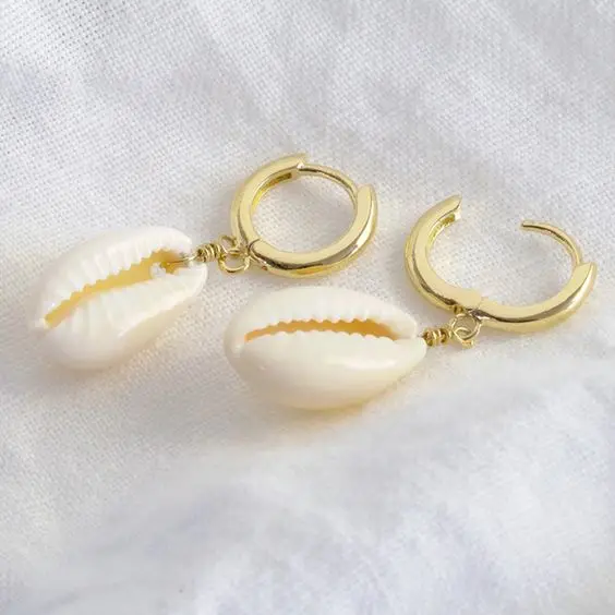 Orecchini Pendenti A Conchiglia Per Donna – Placcati Oro 14K, Design A Nappa Con Conchiglie Bianche E Dorate, Gioielli Tema Mare - 3