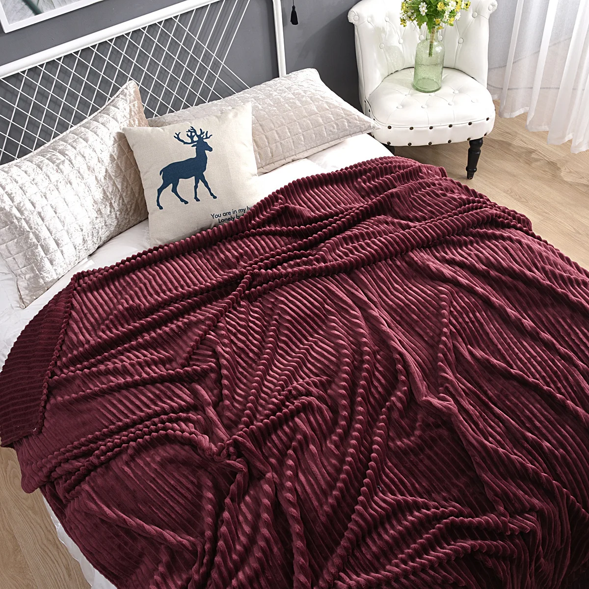 Solid Color Vertical Strip Flannel China Blankets Thermal Insulation Fluffy Flannel Fleece quality Blanket