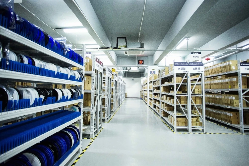 Микроконтроллер MK12DX128VLF5 IC 32 бит 128 Кб FLASH 48LQFP