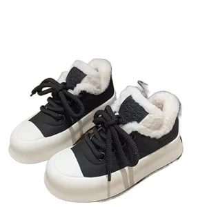 Live Bonken Women's White Classic Harajuku Platform Design Joker Shoes Thick Bottom Small Girl Explosion Comfortable Slip-On