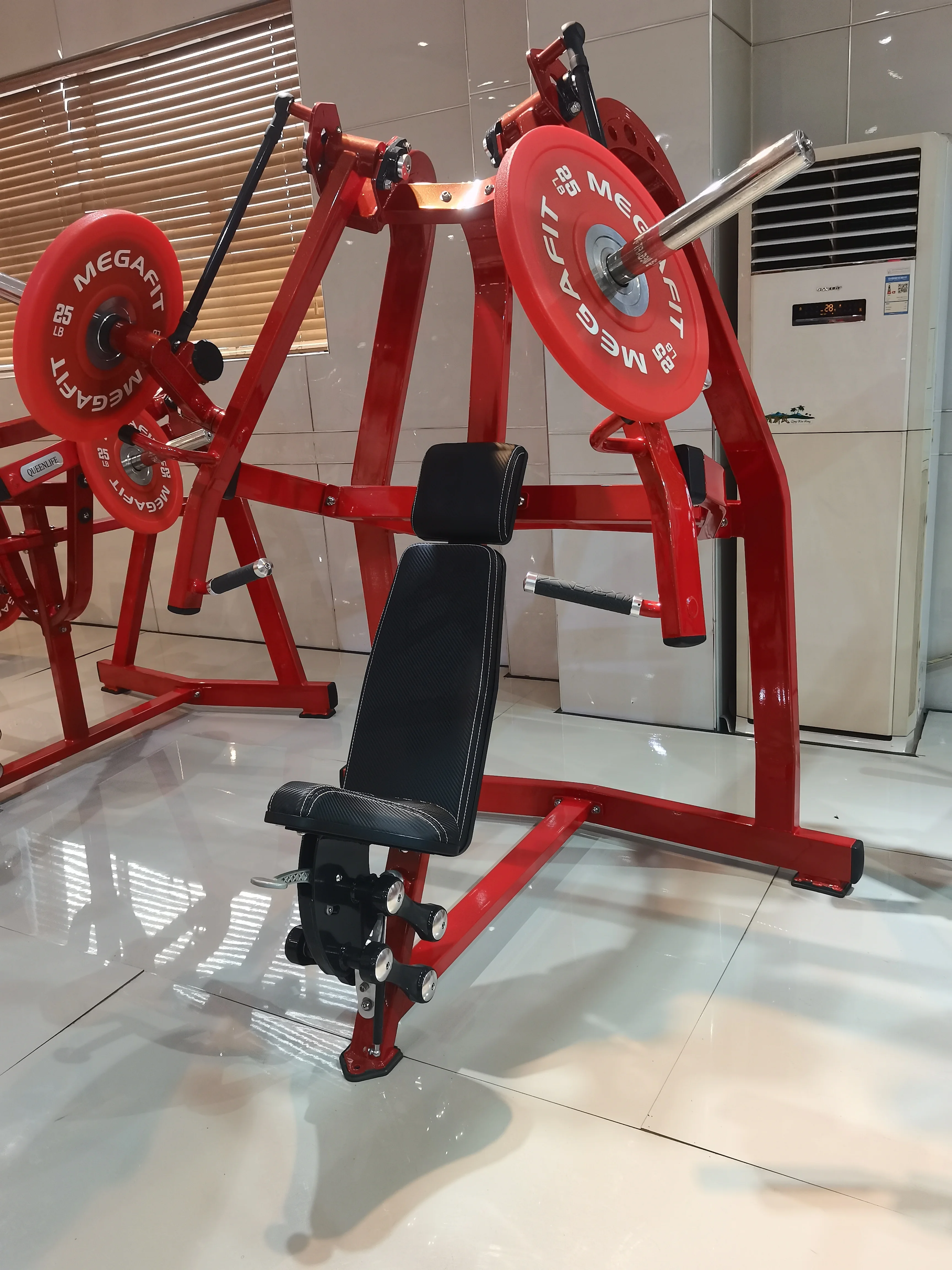 チェストプレス／ロー　トレーニングマシン ダイコー】GYMシリーズ 油圧マシン チェストプレス / ロウ DK-672