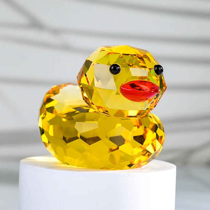 Cute Little Yellow Duck K9 Crystal Decoration Polished Glass Cube with Etched Design Wedding Return Gifts for Home Decor supplier