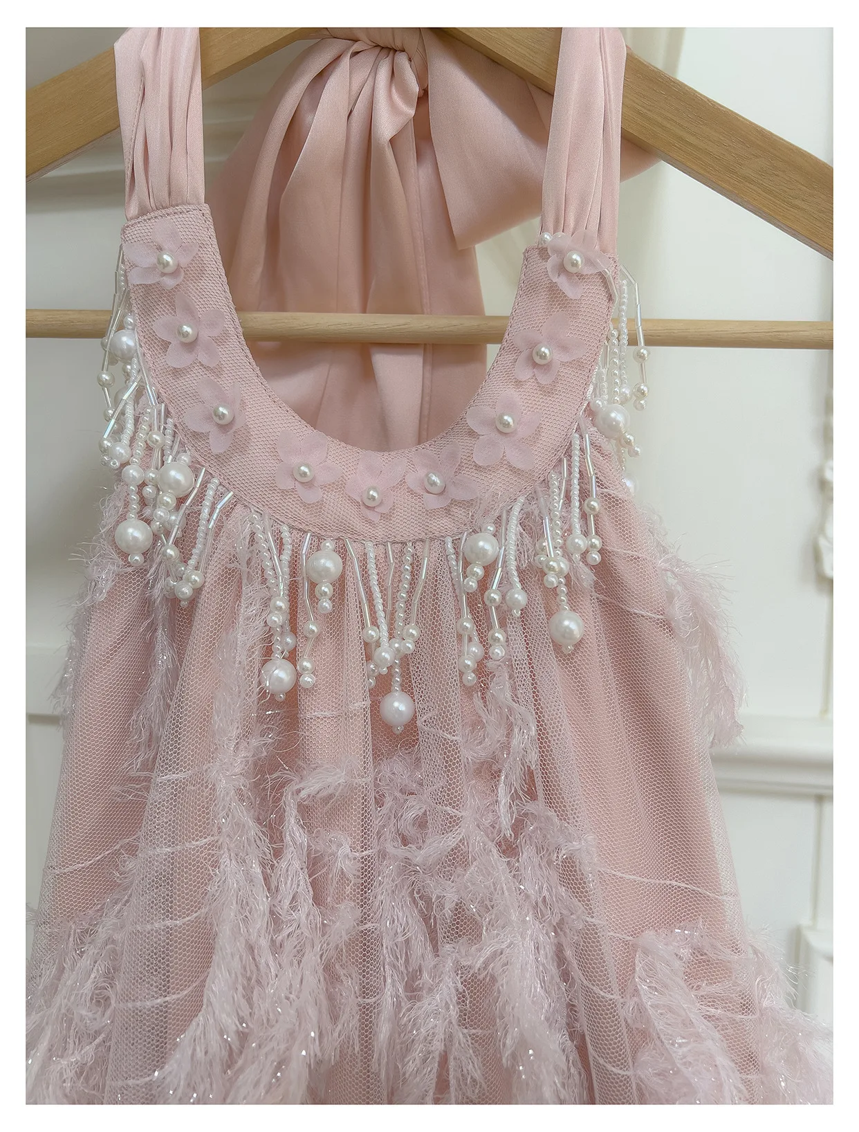 AELESEEN Fashion Tassels Pearl Dress Women's Round Neck Feathers Sleeveless Halter High Waist Dresses 2025 Summer New Party