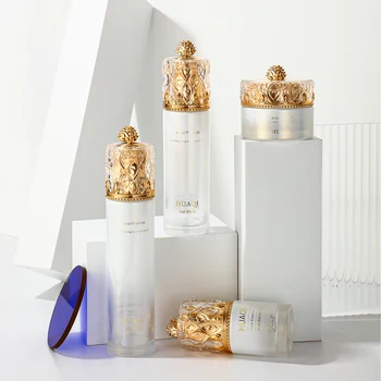 2024 popular customized Luxury Cosmetic set Glass Bottle Jar Skincare Packaging Set with toner Lotion cream serum Glass Bottles