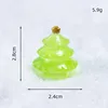 Albero di stelle verdi luminose