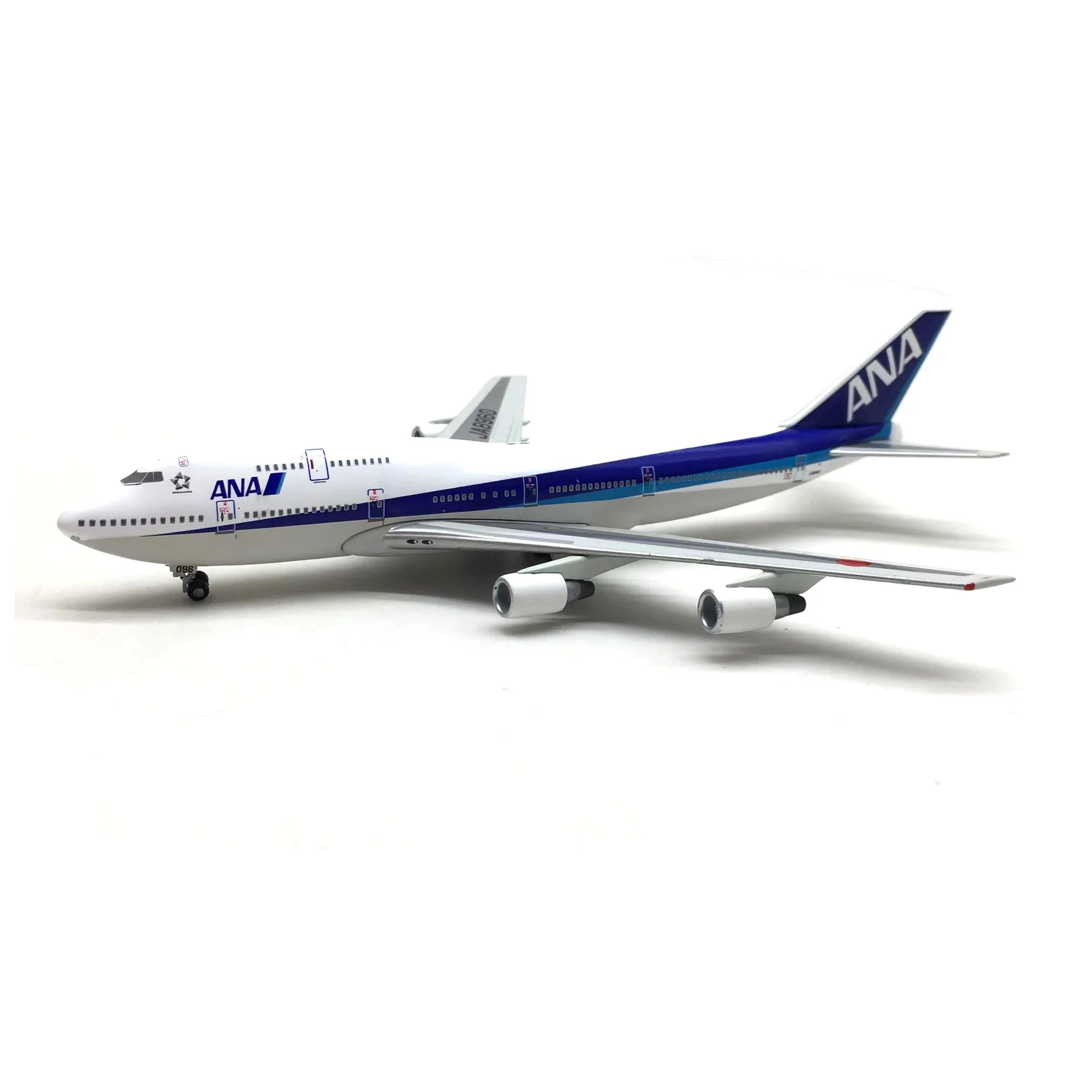 大 】ANA 1/200 BOEING 747-400D JA8961 ScaleModelStore.com :: JC