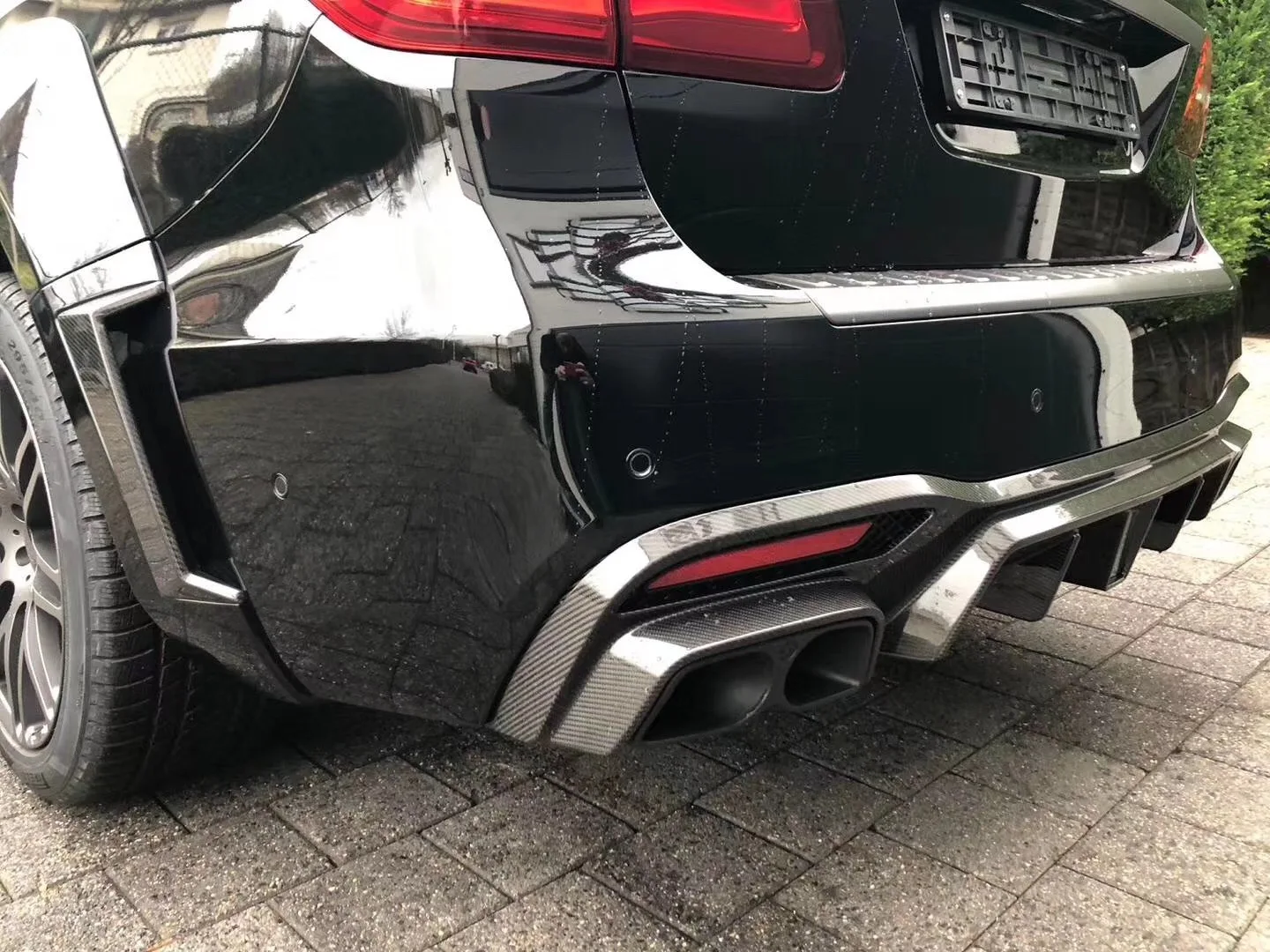 BS Style Carbon Fiber Body Kit Is Suitable for Mercedes Benz GLS63 AMG X166 Bumper Carbon Fiber Front Lip Rear Diffuser Vent