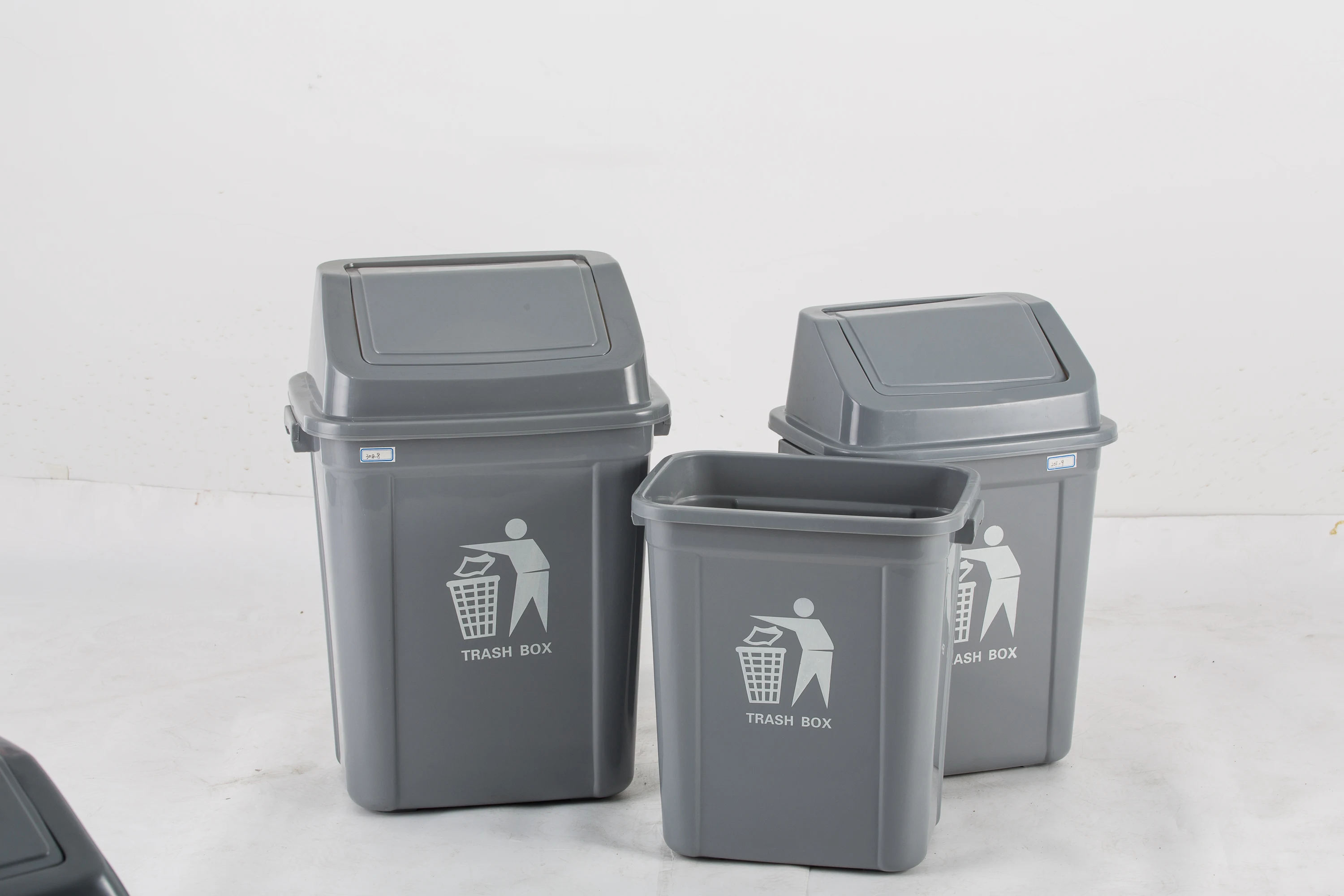 Commercial Garbage Can Sizes: Choosing The Right Capacity For Your ...