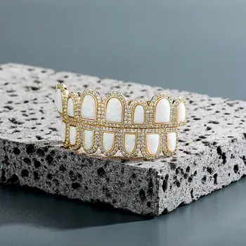 【特価】Loudmouth3Dクローム グリルズブリン ホワイト／ゴールド Loudmouth Football Mouth Guard - 3D Chrome Grillz Football