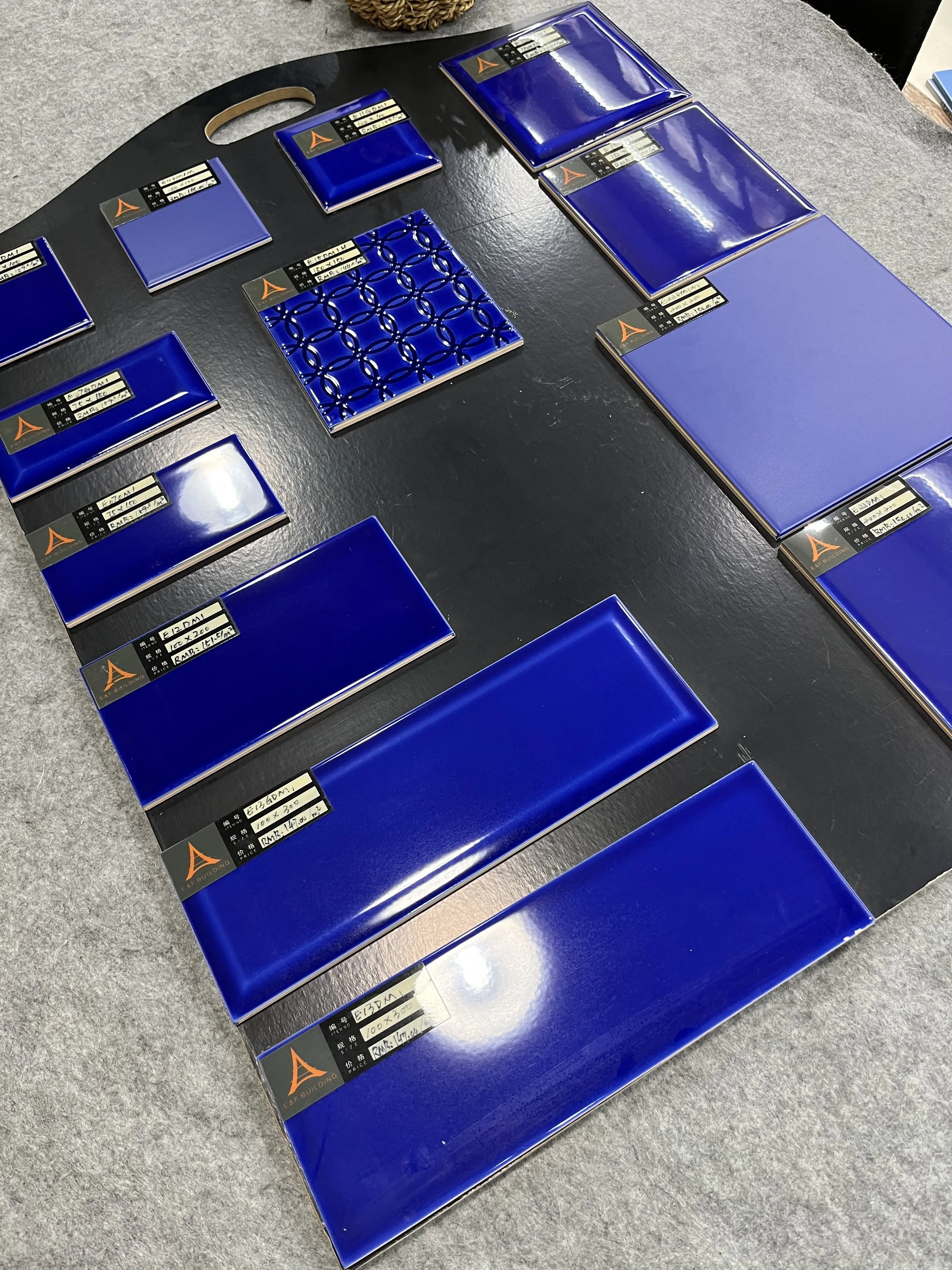 Toptan banyo duş duvar Backsplash mutfak seramiği sırlı yüksek parlak el  yapımı metro duvar karosu safir mavi