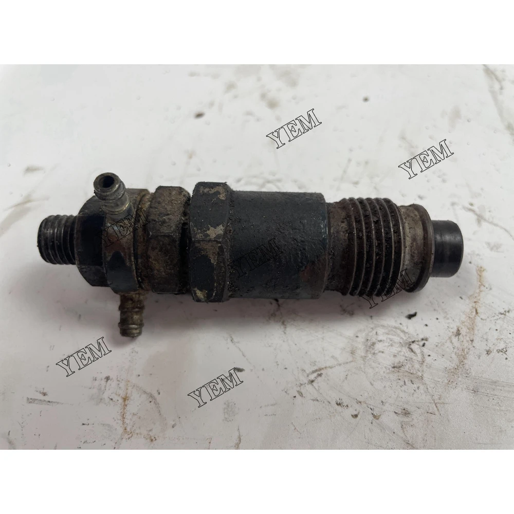 Fuel Injector Assembly For Kubota Z851 Construction Machinery Spare Parts