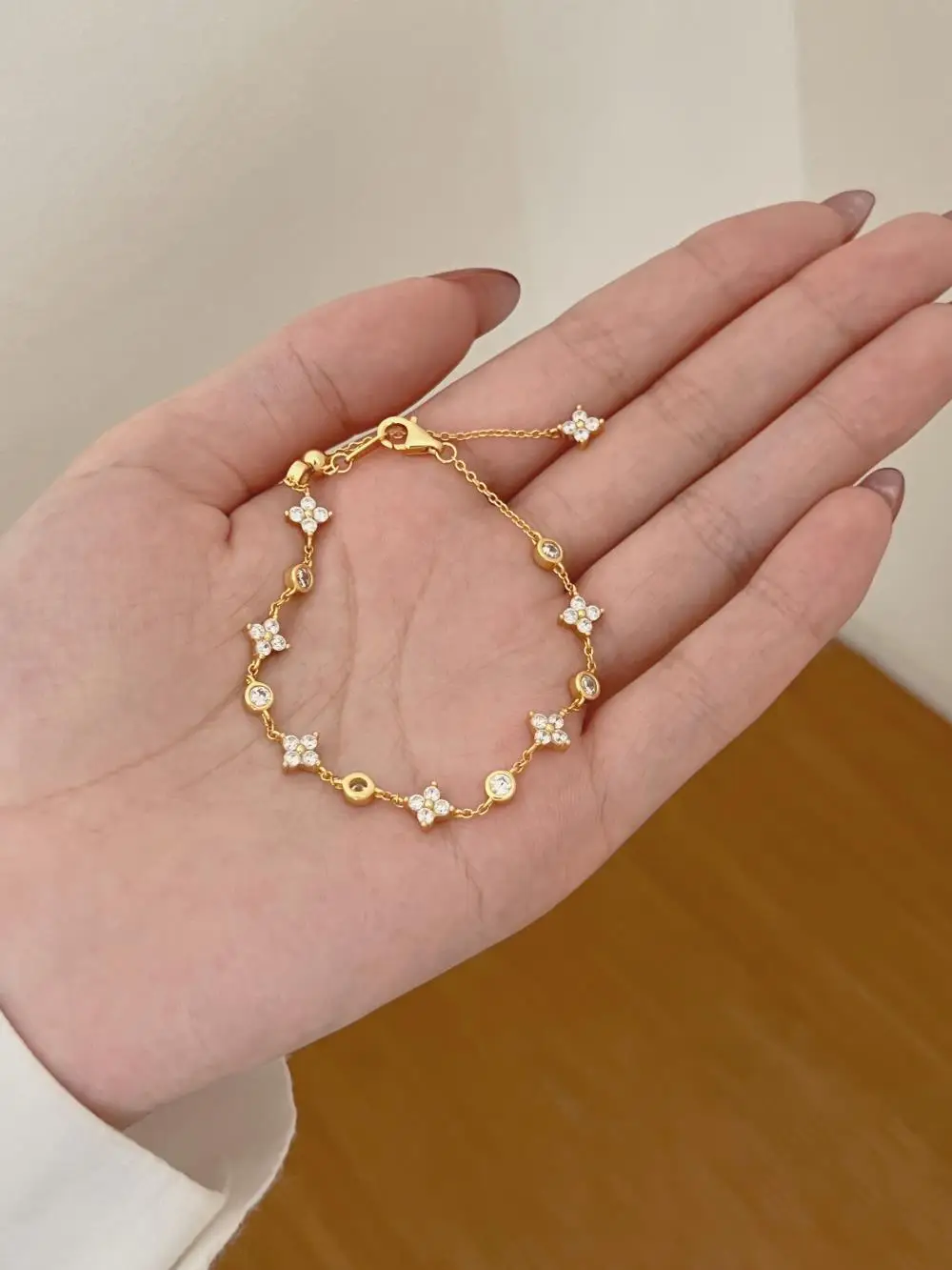 KAKODIY fashion four leaf clover with round zircon gold plated 925 Sterling Silver bracelet detail 7