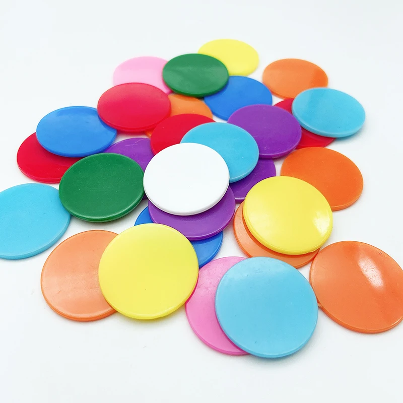 Оптовая продажа, пластиковые круглые чипы для обучения школьным играм, 19 мм/24 мм, чипы для игры в бинго и покера