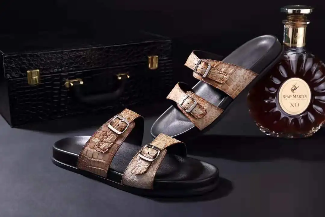 Wholesale Goodyear brands man sandals 2023 luxury crocodile