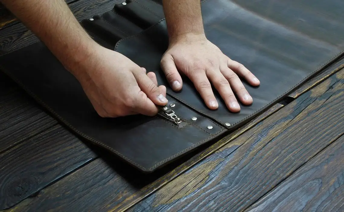 Leather Knife Roll Kit Custom Tool Storage Bag Genuine Leather Air & Sea Lightweight Lifetime Puratan Unique Tool Storage