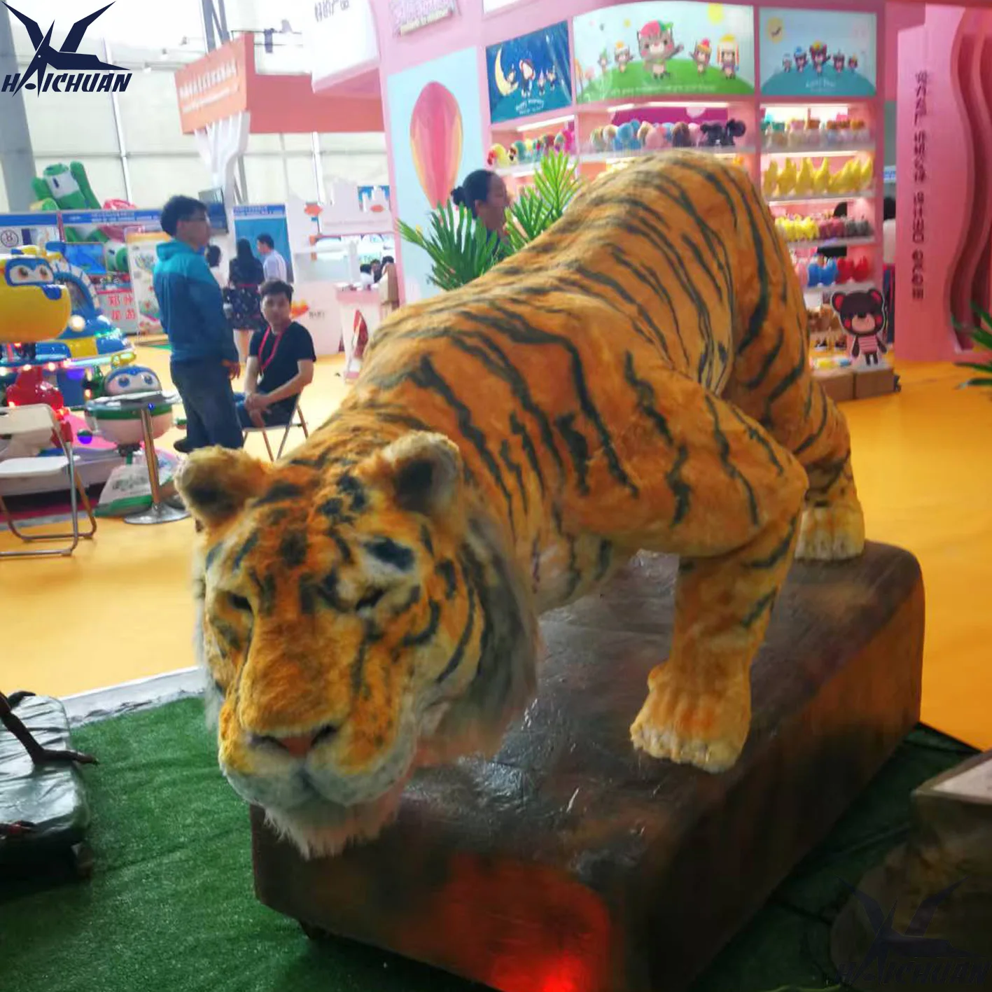 Haichuan Factory Customizable Robotic Animals Model for Zoo Theme Park Decoration Realistic Moving Animatronic Tiger Statue