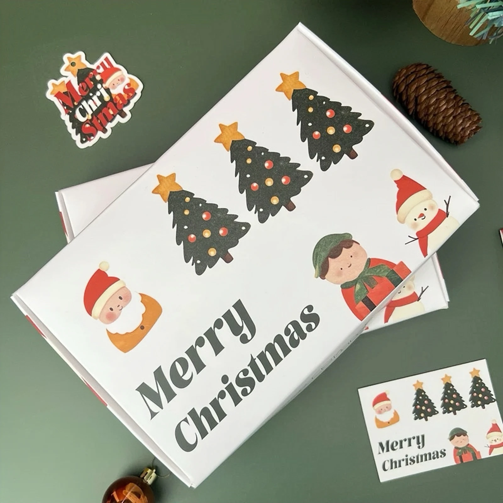 Manufacturer Custom Christmas Printed Color Cardboard Postal Box Paper Packaging Corrugated Mailer Shipping Box for Garment