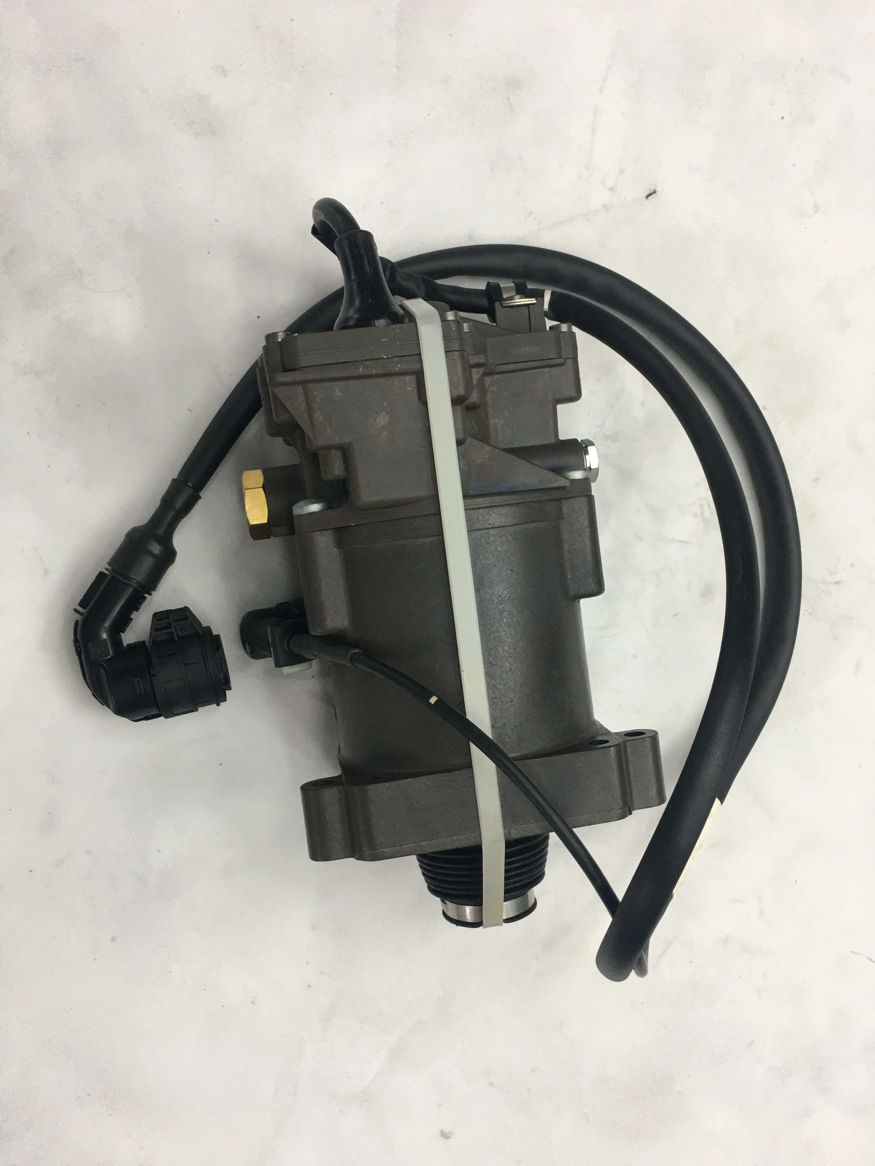 亜 ZF Clutch Actuator 1328298010 for Volvo FH, OEM | Wholesale