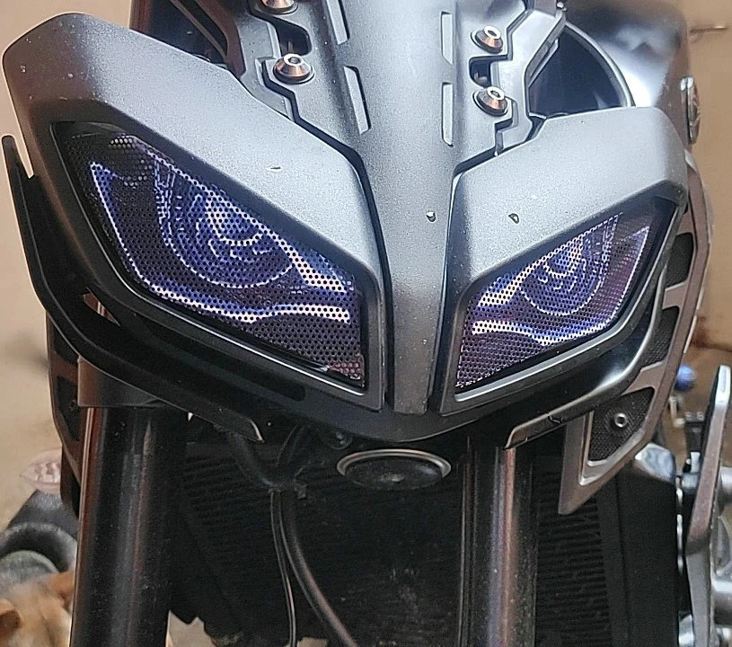 用于yamaha Mt 09 Mt09 Mt 09 16 17 18 19摩托车前整流罩前大灯护板贴纸头灯保护贴纸 Buy 适合雅马哈 Mt 09 Mt09 Mt 09 16 17 18 19摩托车前整流罩大灯保护贴纸头灯保护贴纸 摩托车街头自行车赛车自行车运动自行车摩托 车配件前灯掩护雅马哈mt 09 16