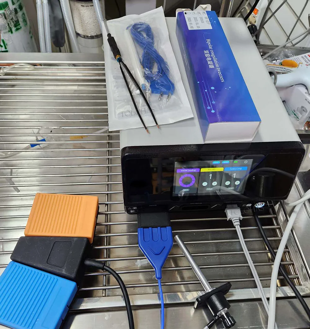 Lhw100vp Medical Professional Vet Surgery Use Touch Screen Pet Electrosurgical Unit Highend