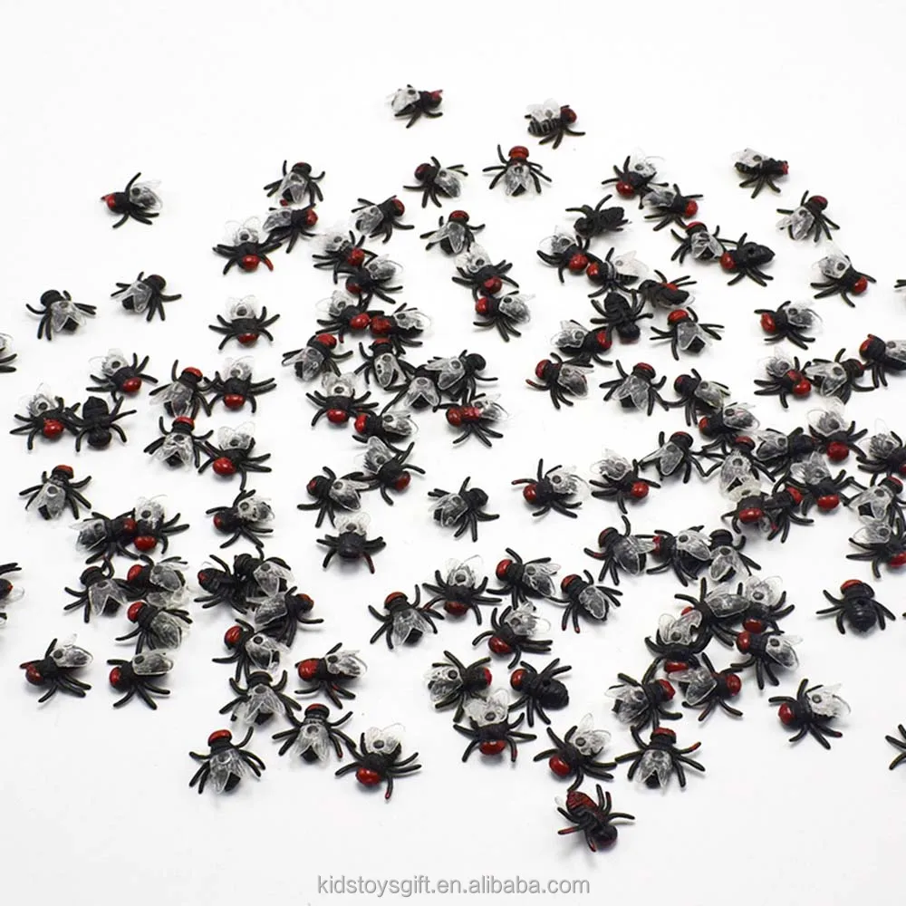 Cheaper Halloween Realistic Colorful Fly Centipede  Cockroach  Trick Toys for  Decoration Party Mini Plastic Spider Toy