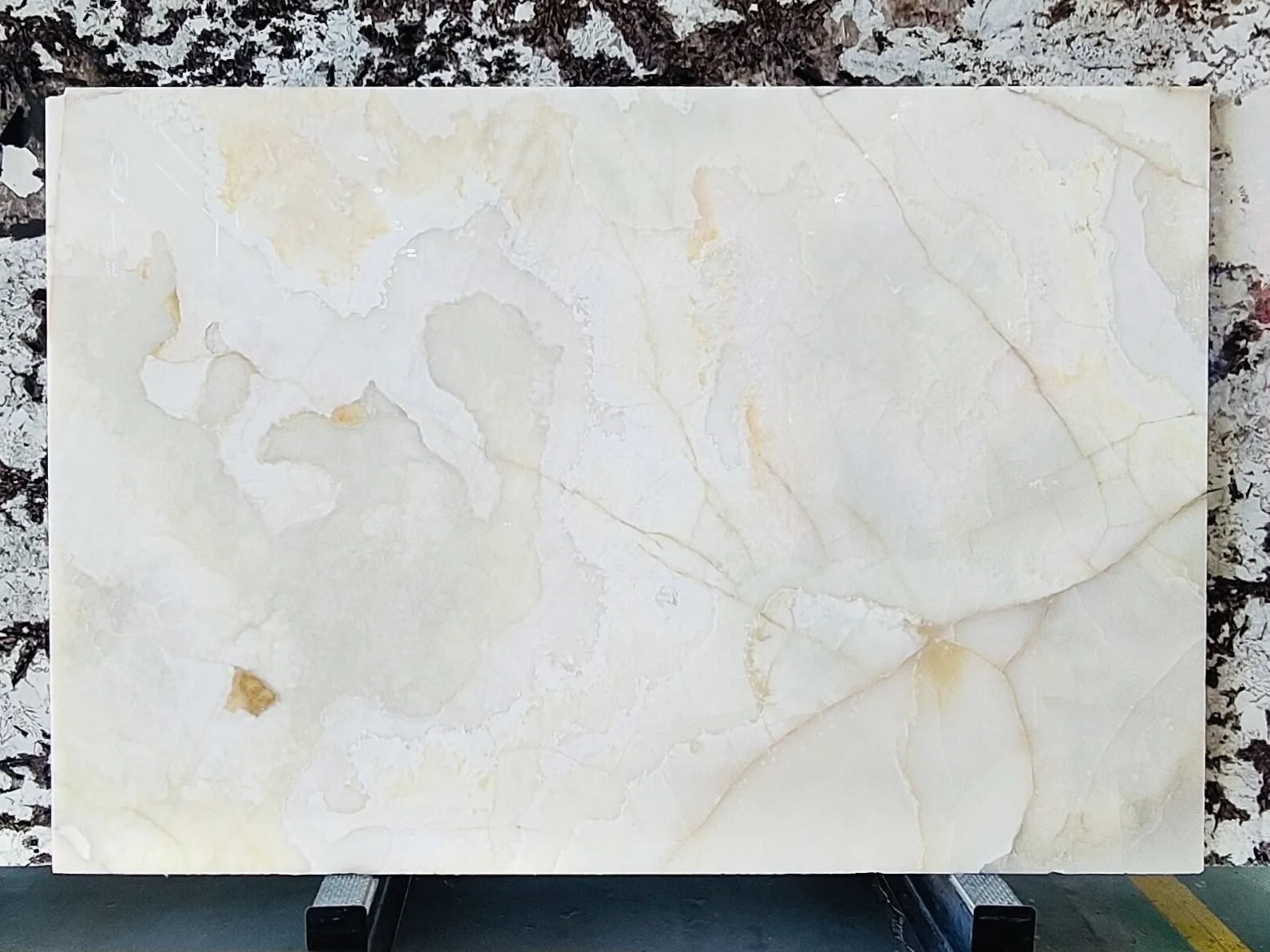 SH STONE Elazig White Onyx Slab Natural Translucent Light Backlit Perla Marble Polished for Modern Indoor Villa Wall Floor