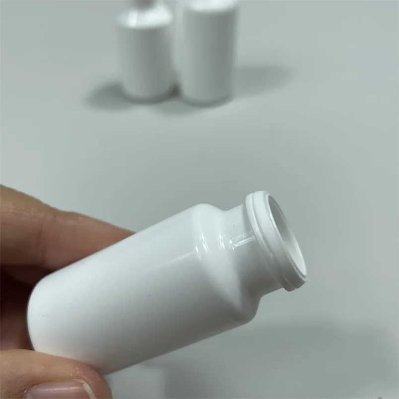 Plastic Pe Medical Ear Cleaner Spray Snap On 15ml 20ml 30ml Metal