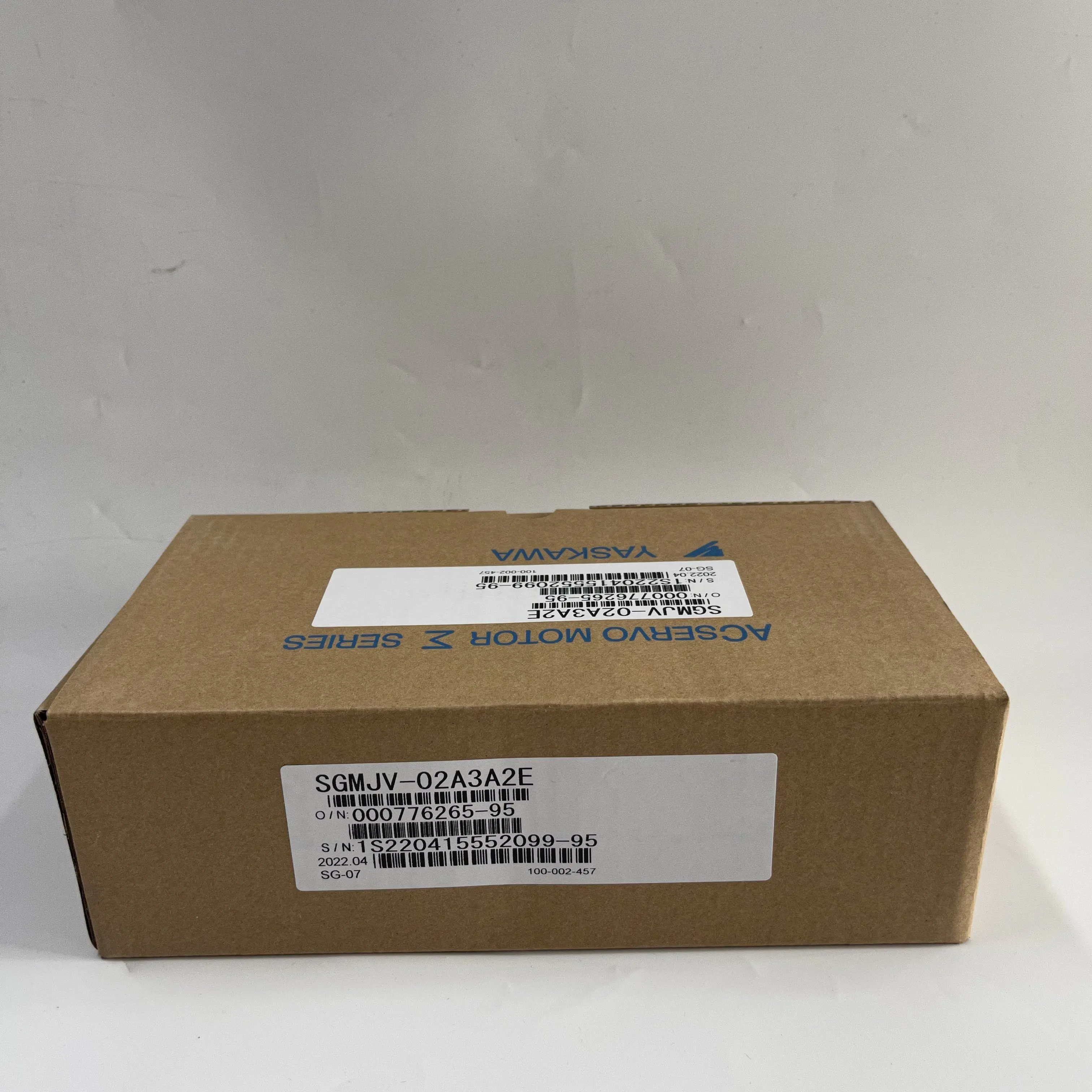 Yaskawa AC Servo Motor SGMJV-02A3A2E Yaskawa AC Servo Motor SGMJV-02A3A2E