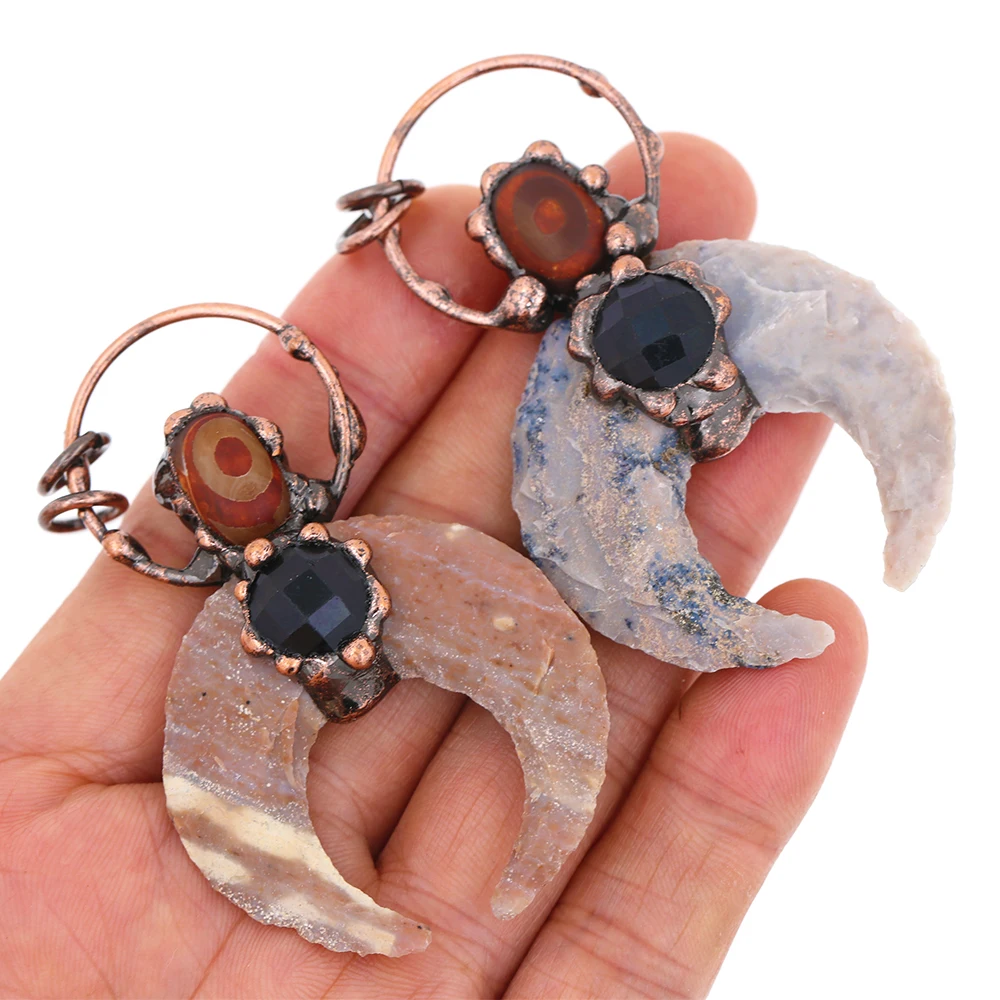 Natural Stone Agate Crescent Moon Pendants Vintage BOHO Jewelry Healing Crystal Necklace Pendant