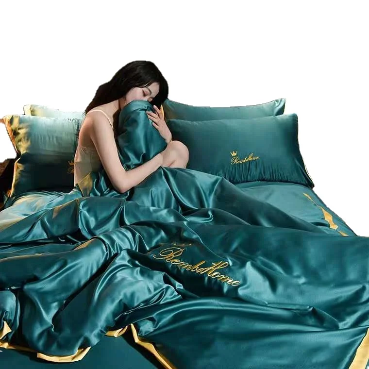 HIgh Quality Ice Silk Summer Sleeping Smooth Sheets Set Four-piece Set Bedding Set