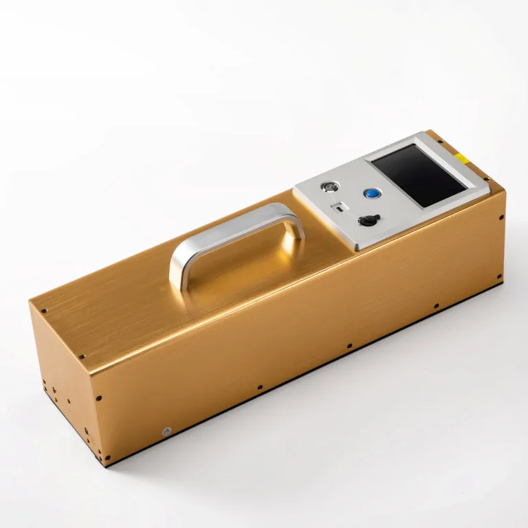 Golden Road Marking Reflectometer: Short & Portable for On-Site Testing