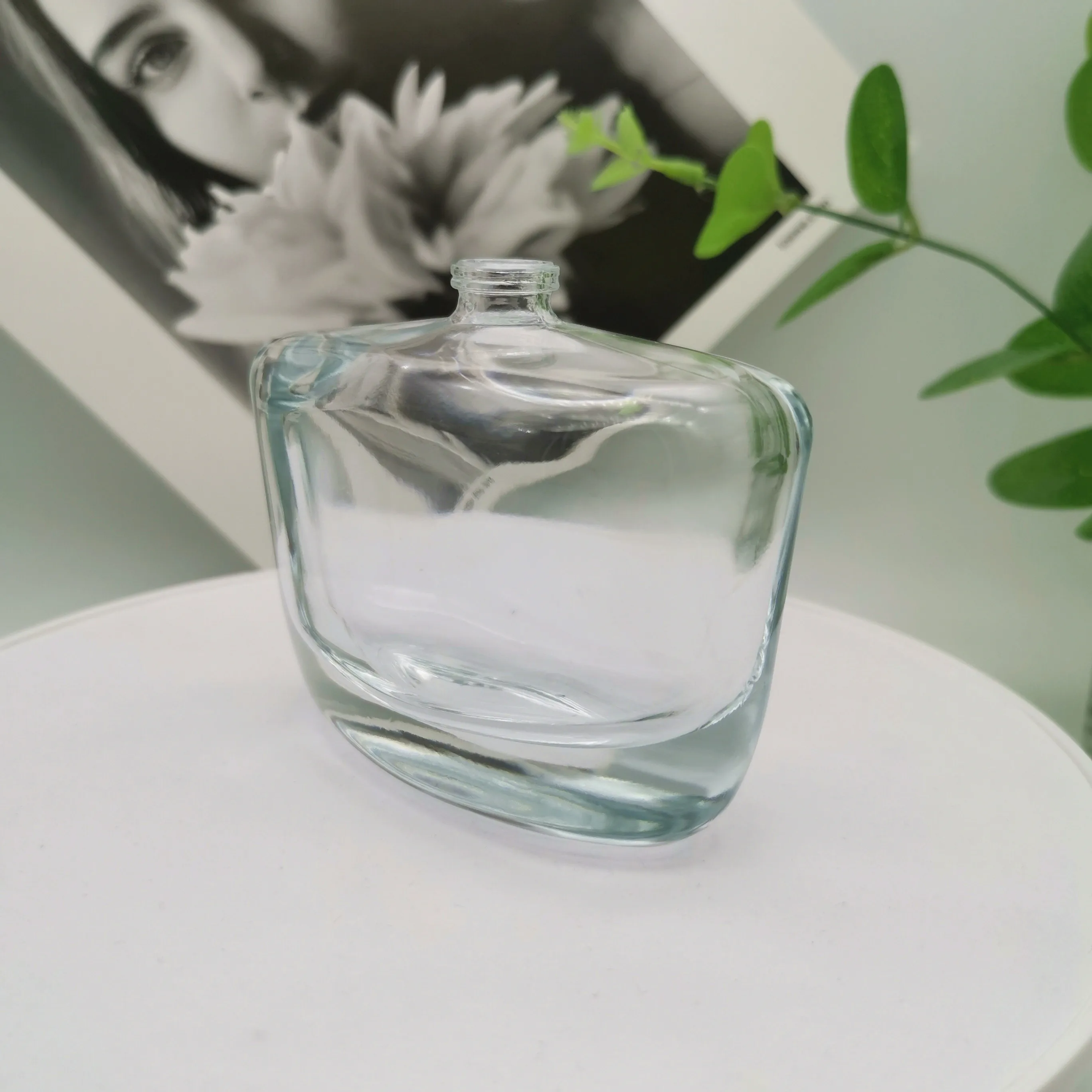 Transparent Female Perfume Spray Bottles 50ml 100ml Sample Refillable