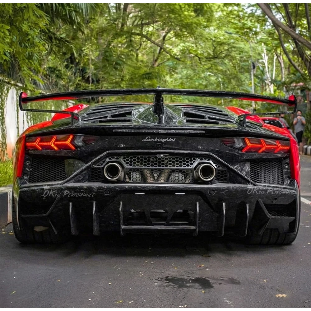 ランボルギーニ アヴェンタドール SVJ 用 フォージドドライカーボン
